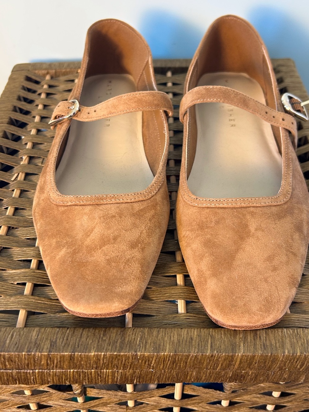 Marc Fisher Garissa Women's 8.5M Camel Mary Jane Flats Suede Strap Buckle GUC